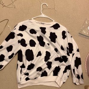Cow print crewneck